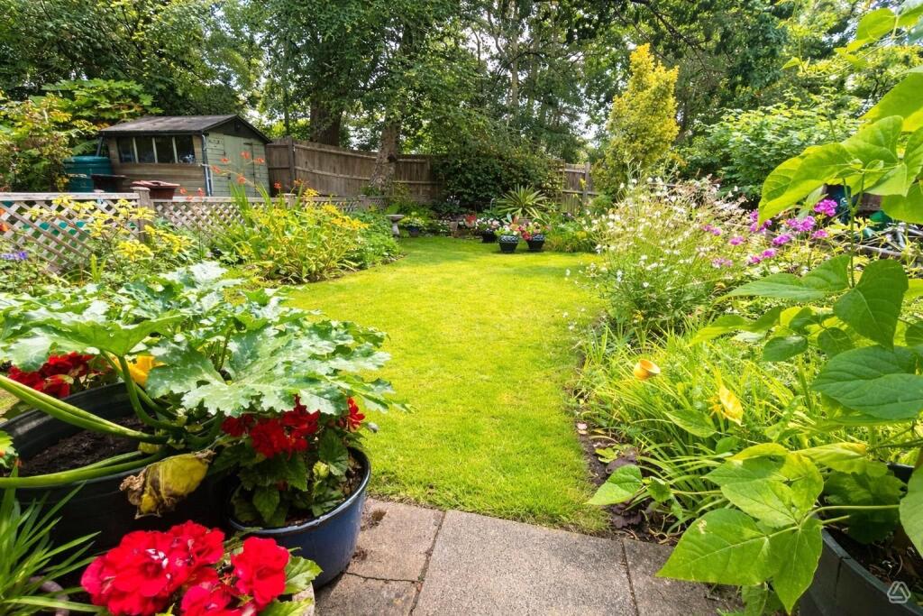 Juniper, Bracknell, Berkshire, RG12 - View 6