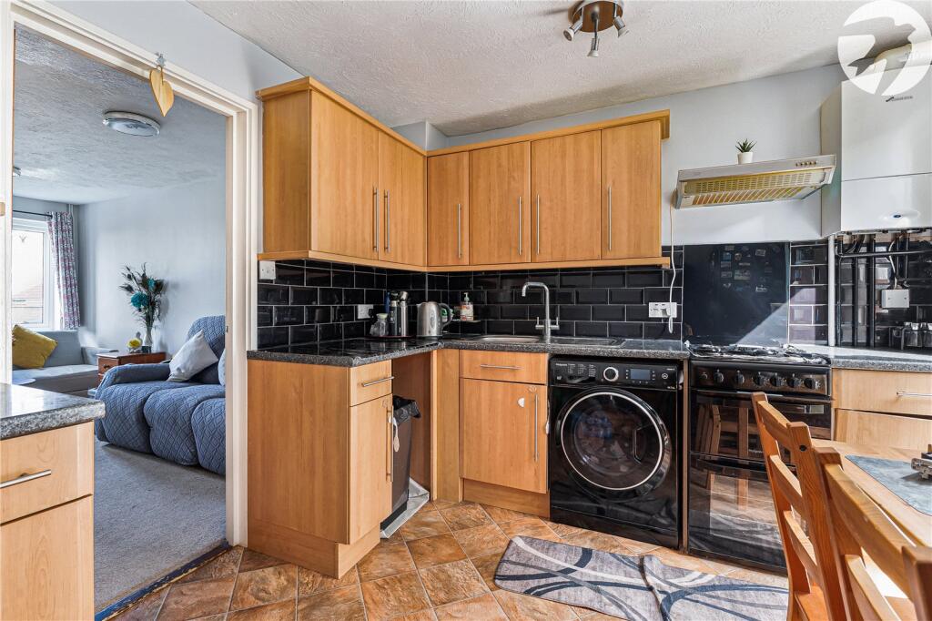 Bremner Close, Swanley, Kent, BR8 photo 4