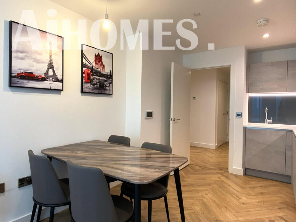 Apartment in Manchester - View 4