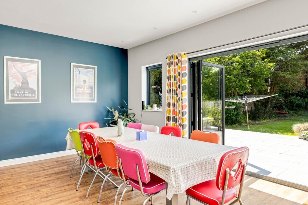 House in Folkestone, Morehall - View 4