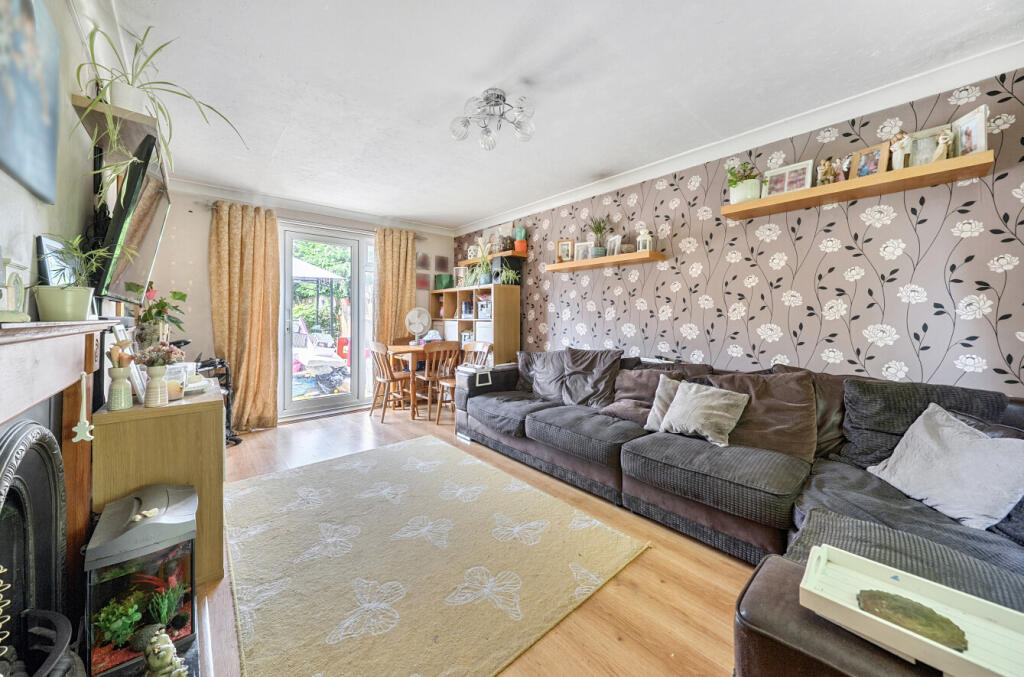 Horsneile Lane, Bracknell, Berkshire - View 3