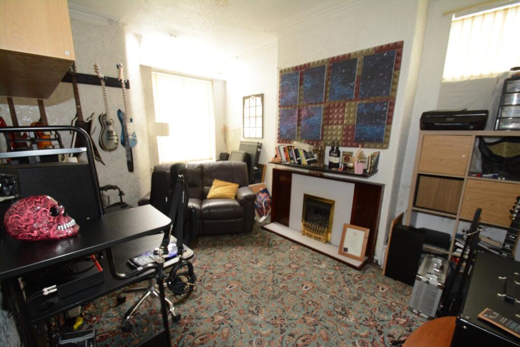 House in Tameside, Greater Manchester - View 3