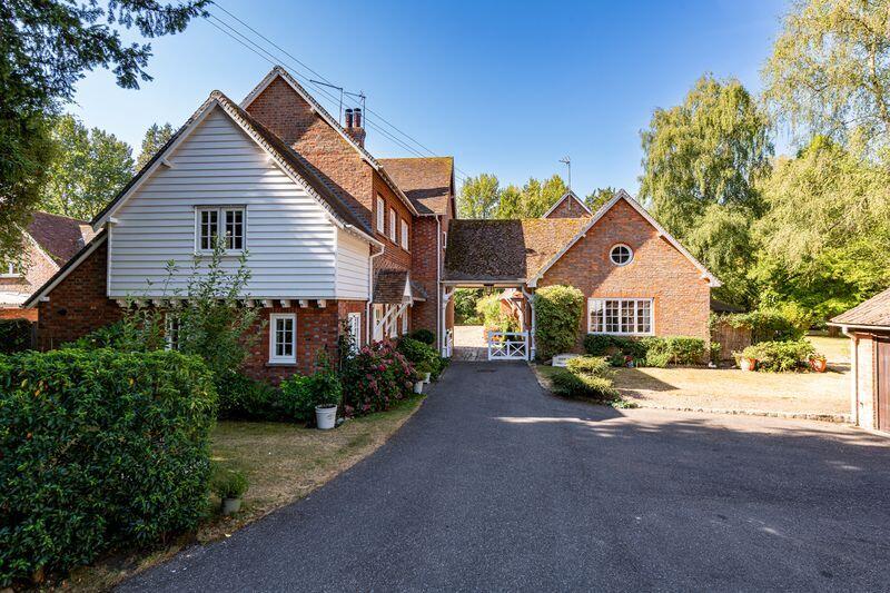 House in Maidstone, Staplehurst - View 3