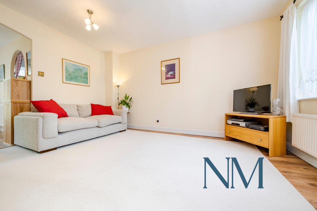 House in Redhill - View 3