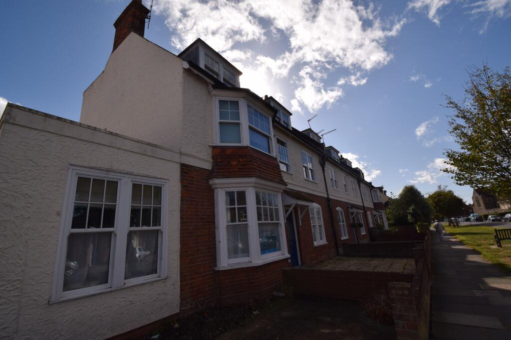 Main image of property: Flat , Collingwood Court, Old Road, Frinton-on-Sea