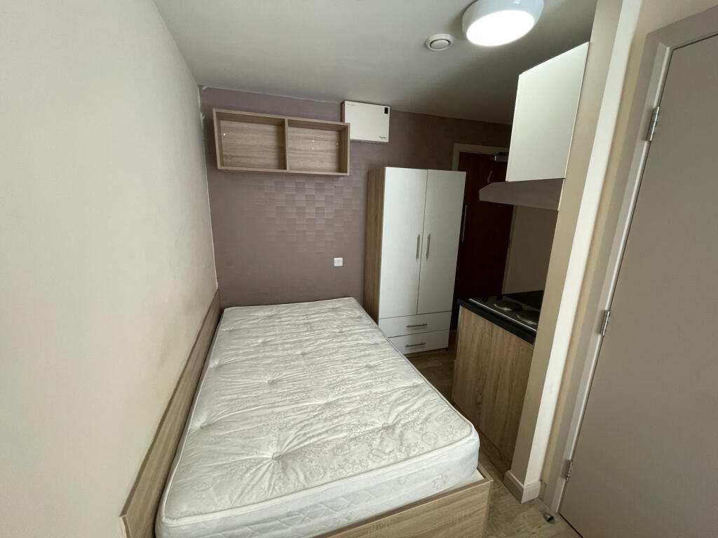 Main image of property: Alexandra House, 1 Castlegate, Sheffield, South Yorkshire, S3