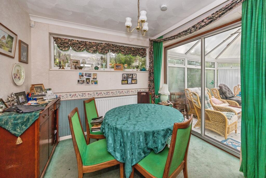 House in Havant, Hampshire - View 5