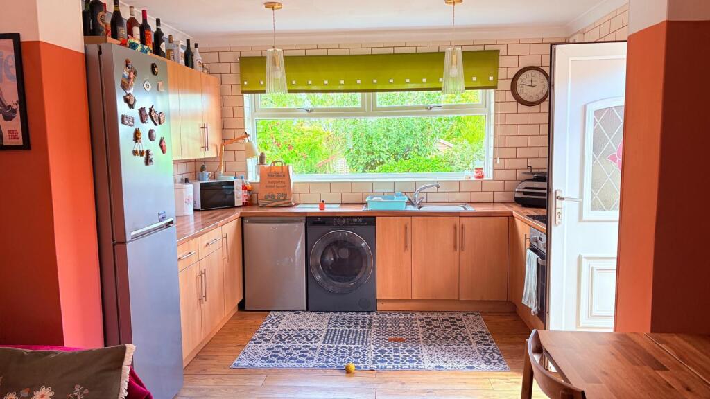 House in Leicester - More
