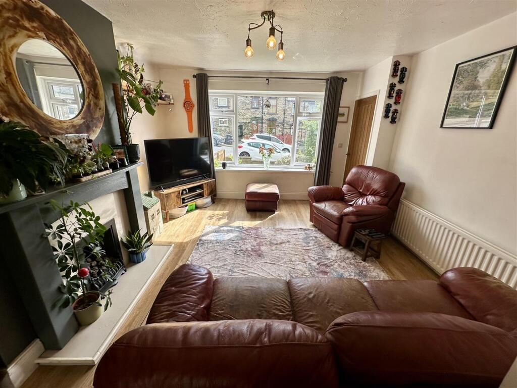 Walkley Terrace, Heckmondwike photo 3