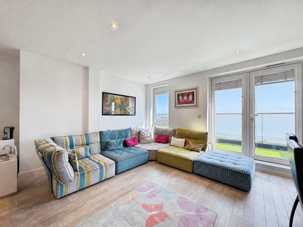 Apartment in Harrow - View 5