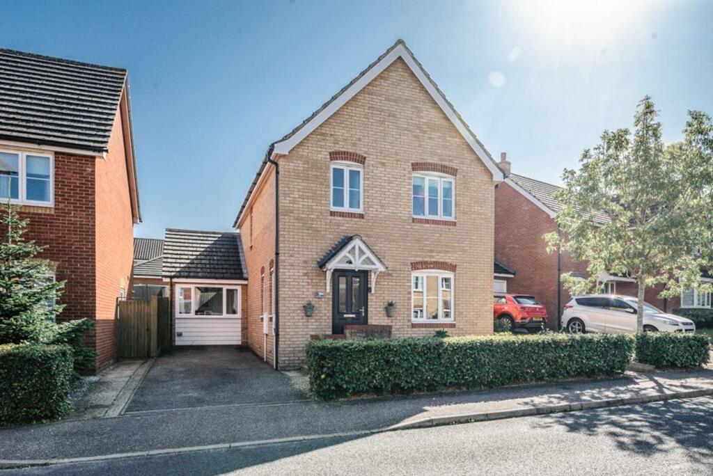 Main image of property: Hubbards Close, Saxmundham, IP17