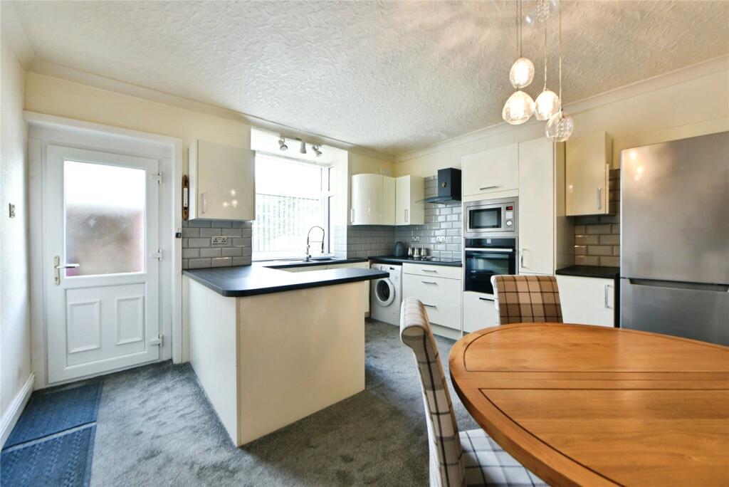 House in Pendle, Nelson - View 6