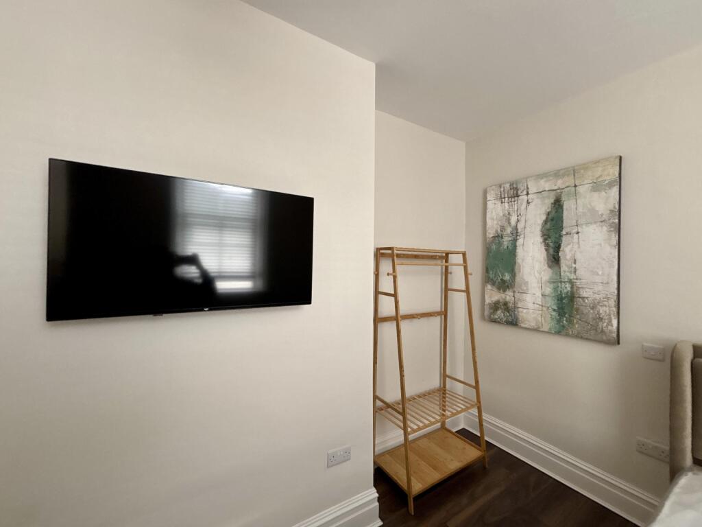 Apartment in Liverpool - View 3