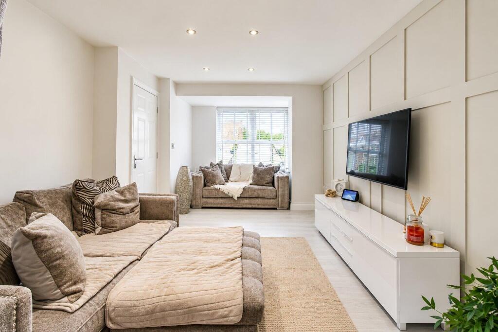 House in Wakefield - View 5