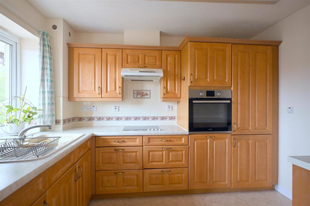 Apartment in Brighton - More