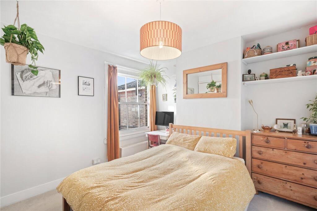 Apartment in London, Leyton - View 6
