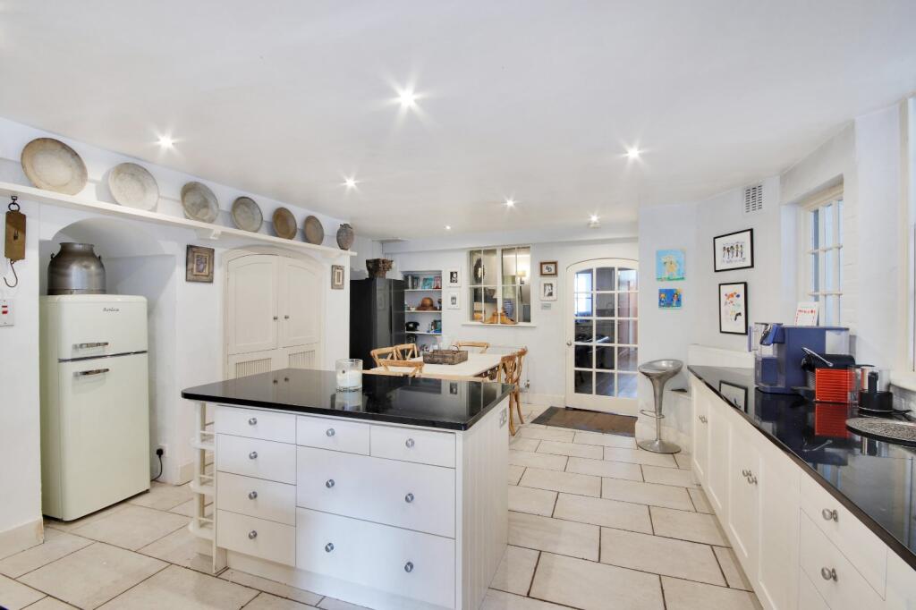 House in Rochester - View 5
