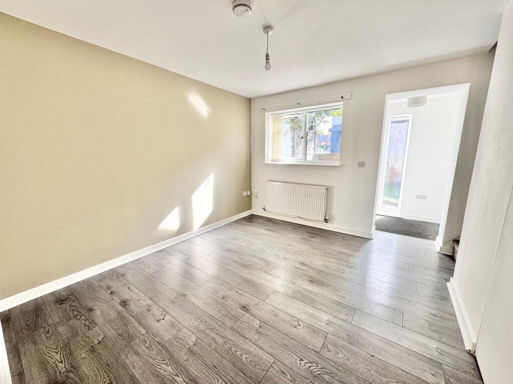 House in Stockport, Romiley - View 5