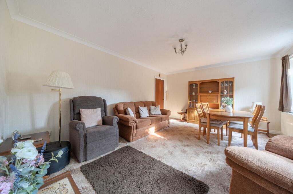 James Street, Selsey, PO20 - View 3