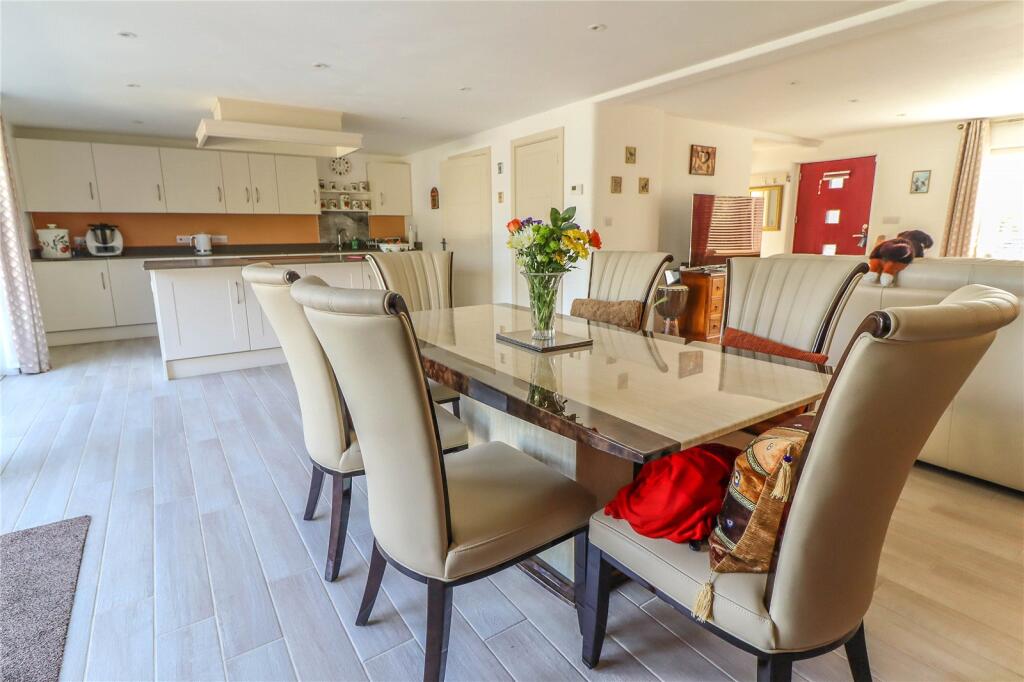 House in Test Valley, Andover - More