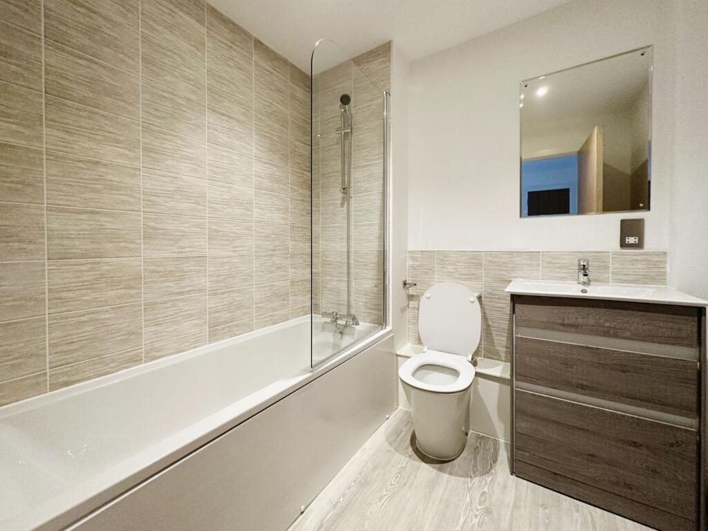 Apartment in Salford, Blackfriars, Ordsall - View 3