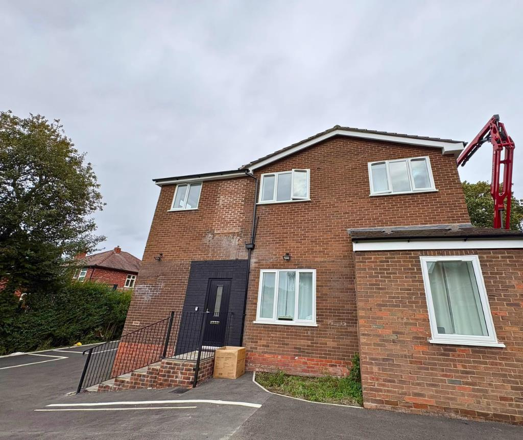 Apartment in Stockport, Heaton Norris, Edgeley - More