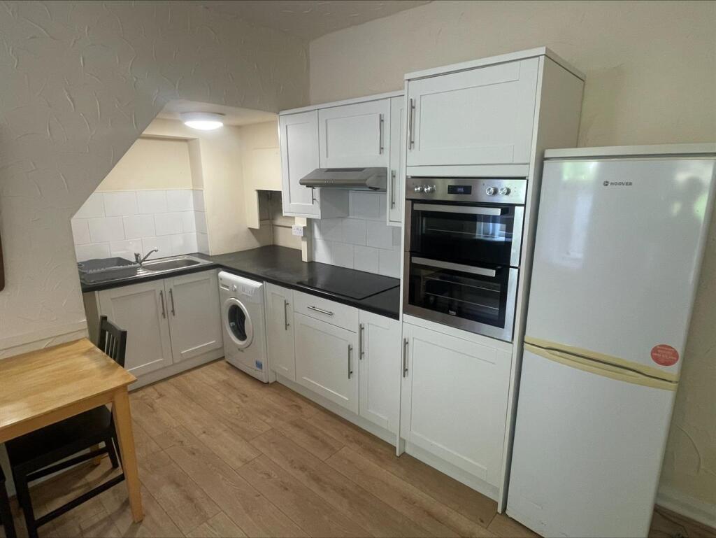 House in Kirklees, Paddock - View 3