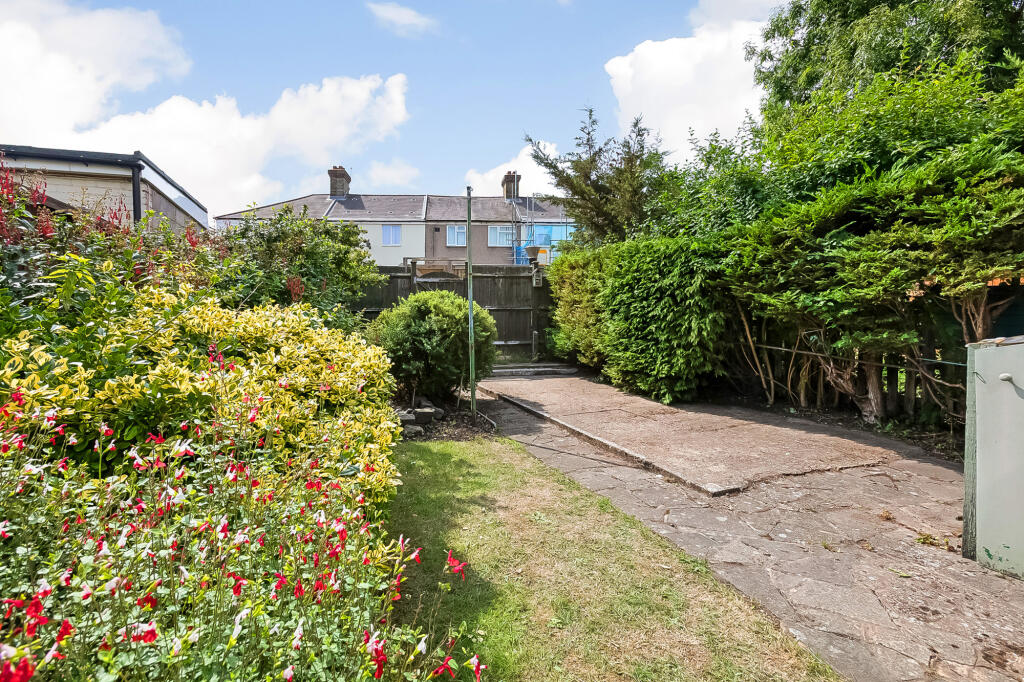 Flamsteed Road, Charlton, SE7 photo 2