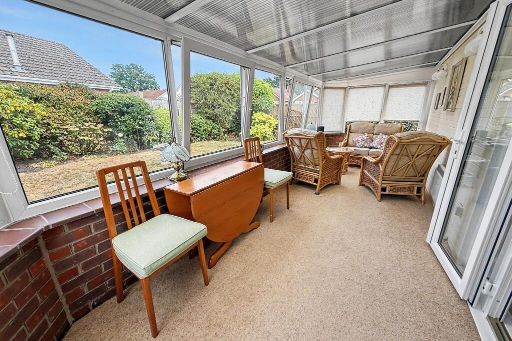 House in Verwood, Three Legged Cross - More