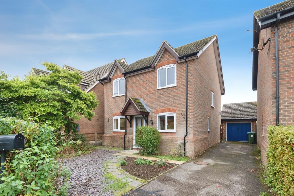 Main image of property: Sovereign Close, Granborough, Buckingham