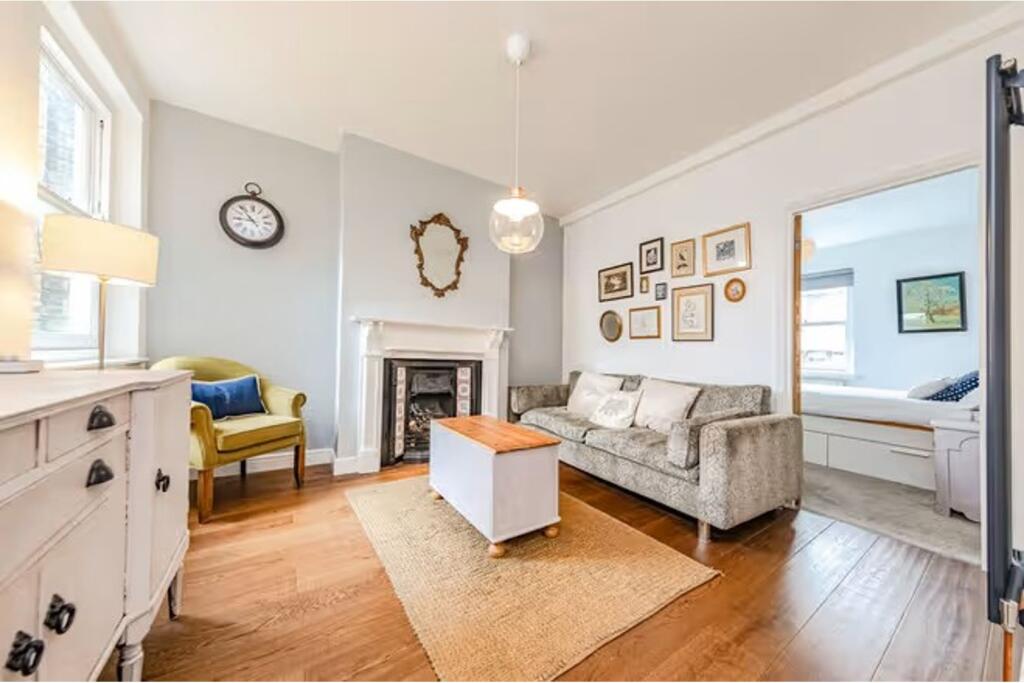 Main image of property: Cavell Street, London, E1