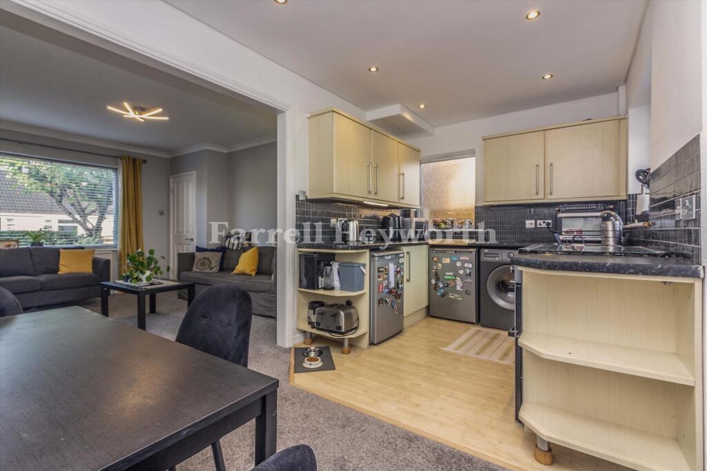House in Preston, Lostock Hall - More
