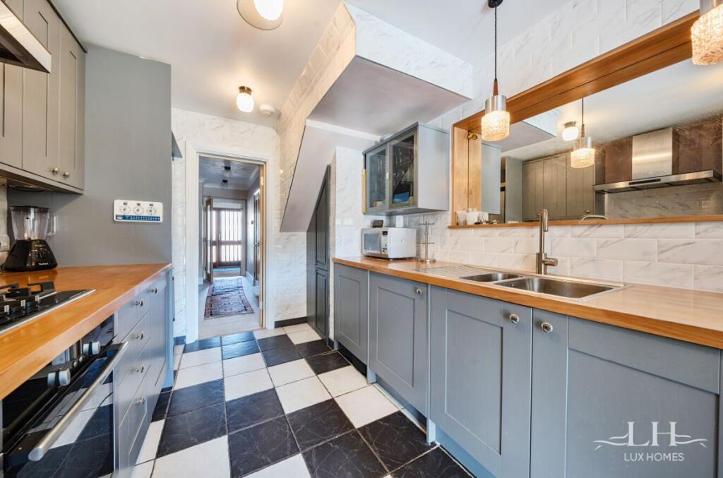 House in Chelmsford - View 3