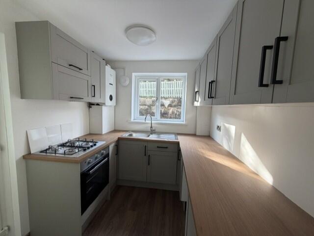House in Sheffield, Stocksbridge - View 5