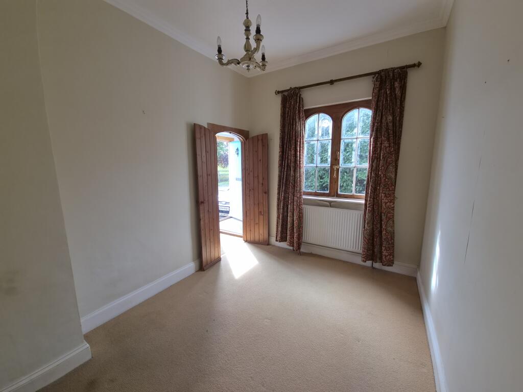 House in Dorchester, Dorset - More