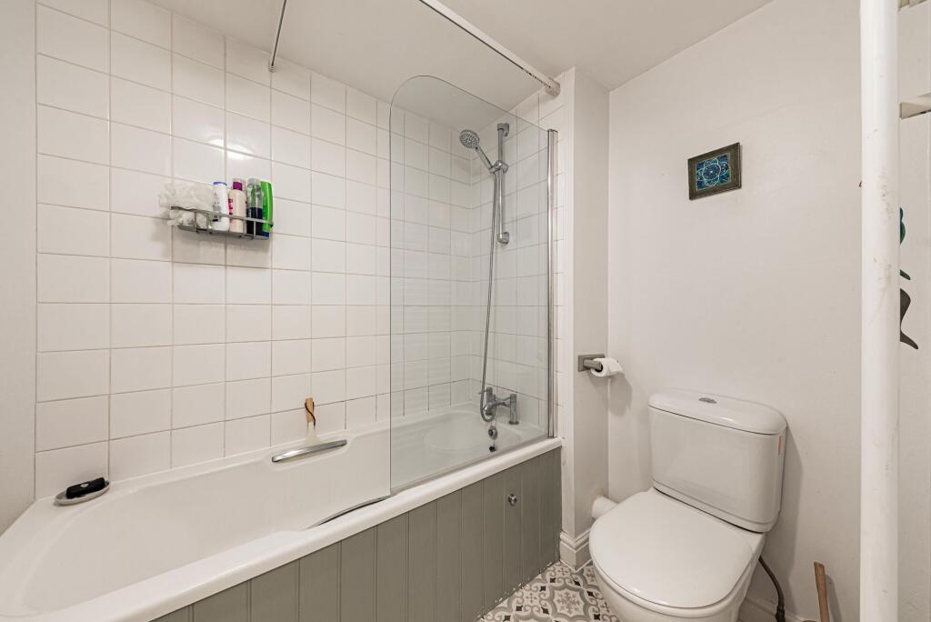 Apartment in Faversham, Chart Mill - More