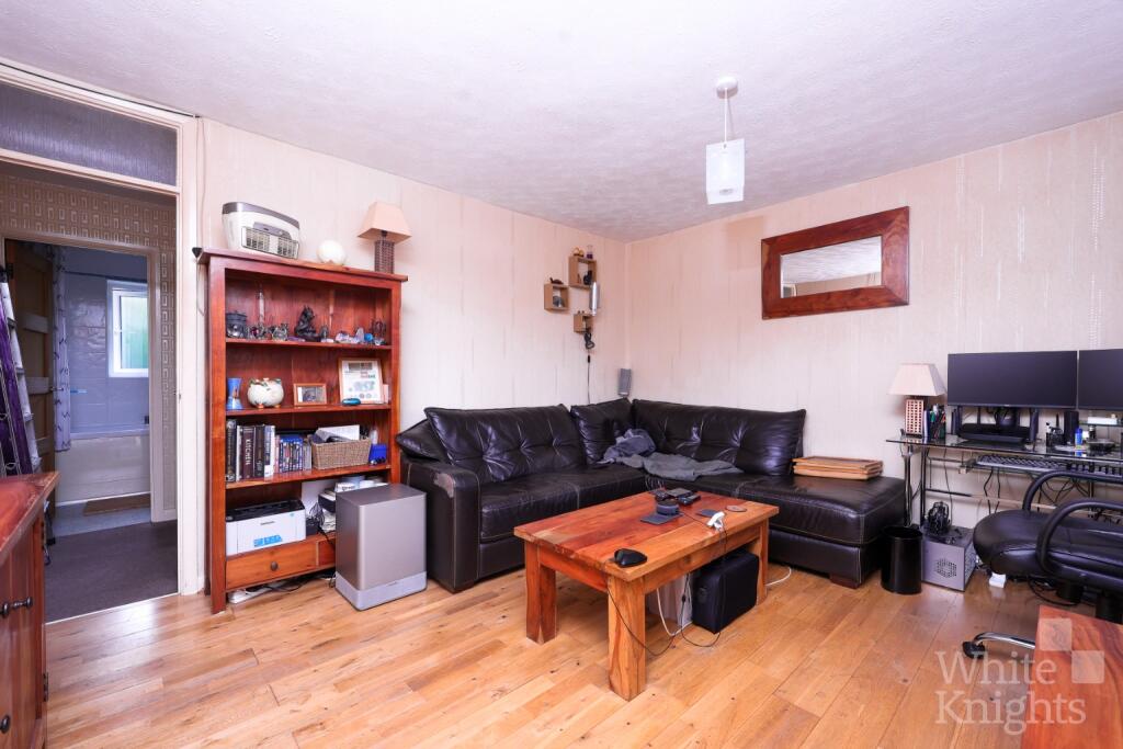 House in Reading - View 4