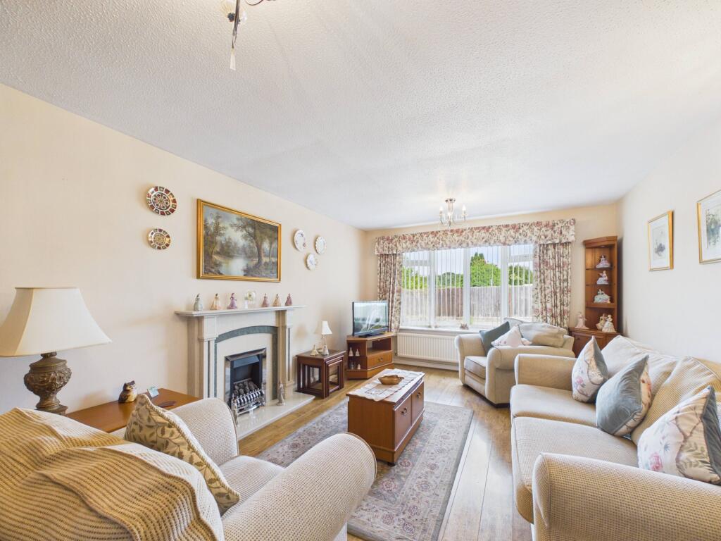 Dolphin Close, Spondon photo 2