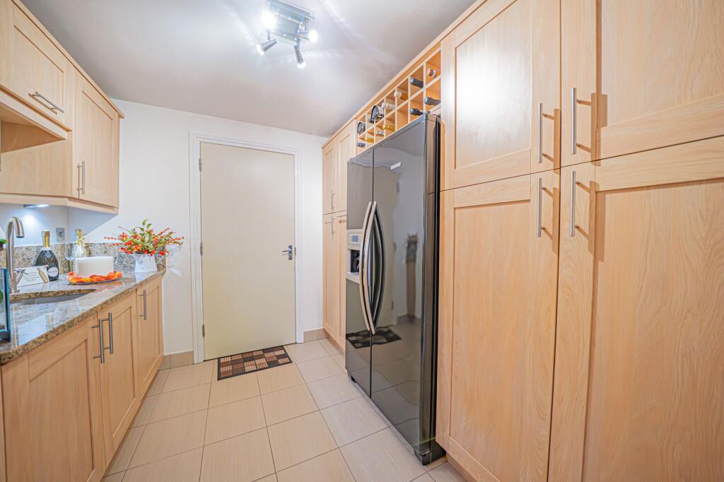 House in Solihull, Dorridge - More