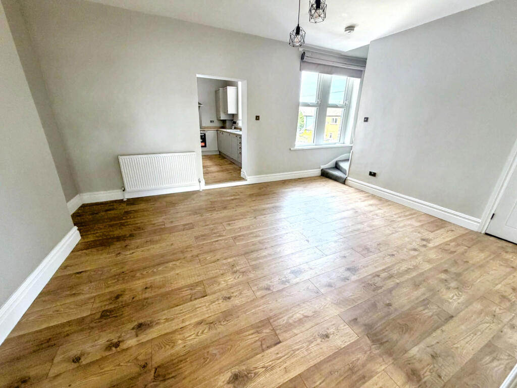 Apartment in North Shields, Preston - View 4