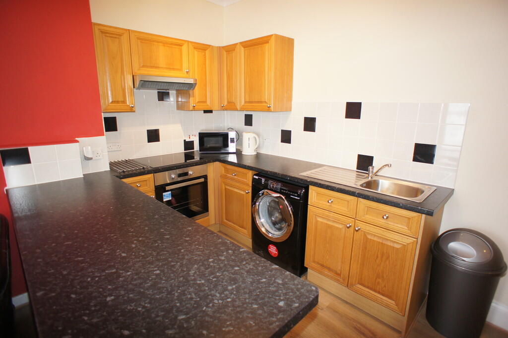 5 bedroom apartment for rent