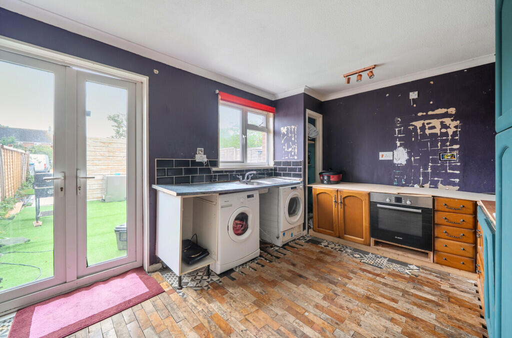 House in Long Buckby - View 5