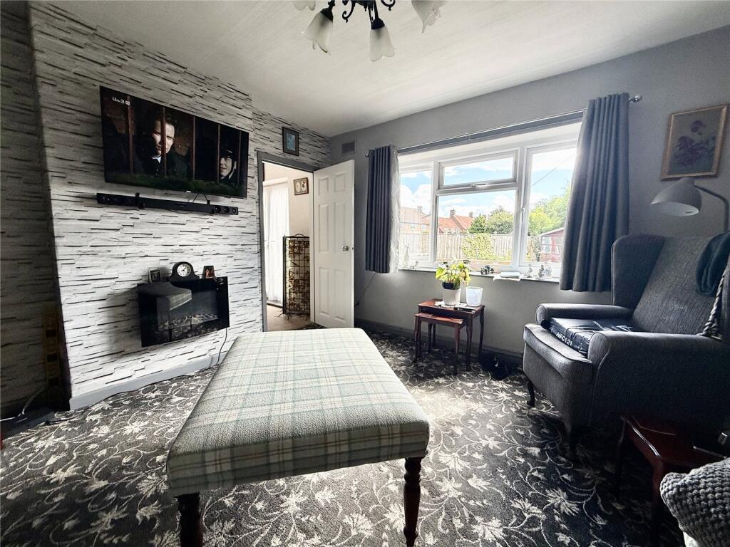 House in York - View 3
