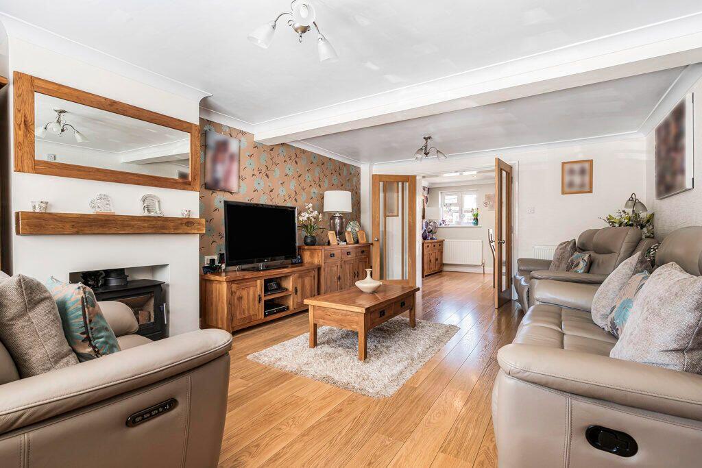 Main image of property: Hornchurch, Essex, RM12