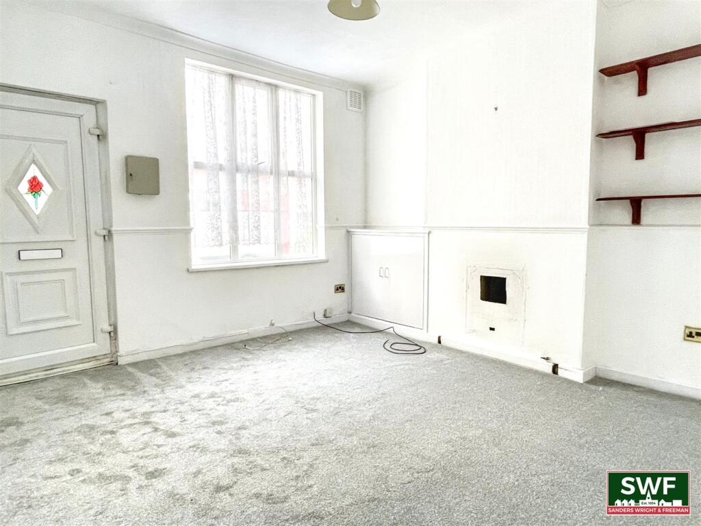 Parkfield Road, Wolverhampton photo 3