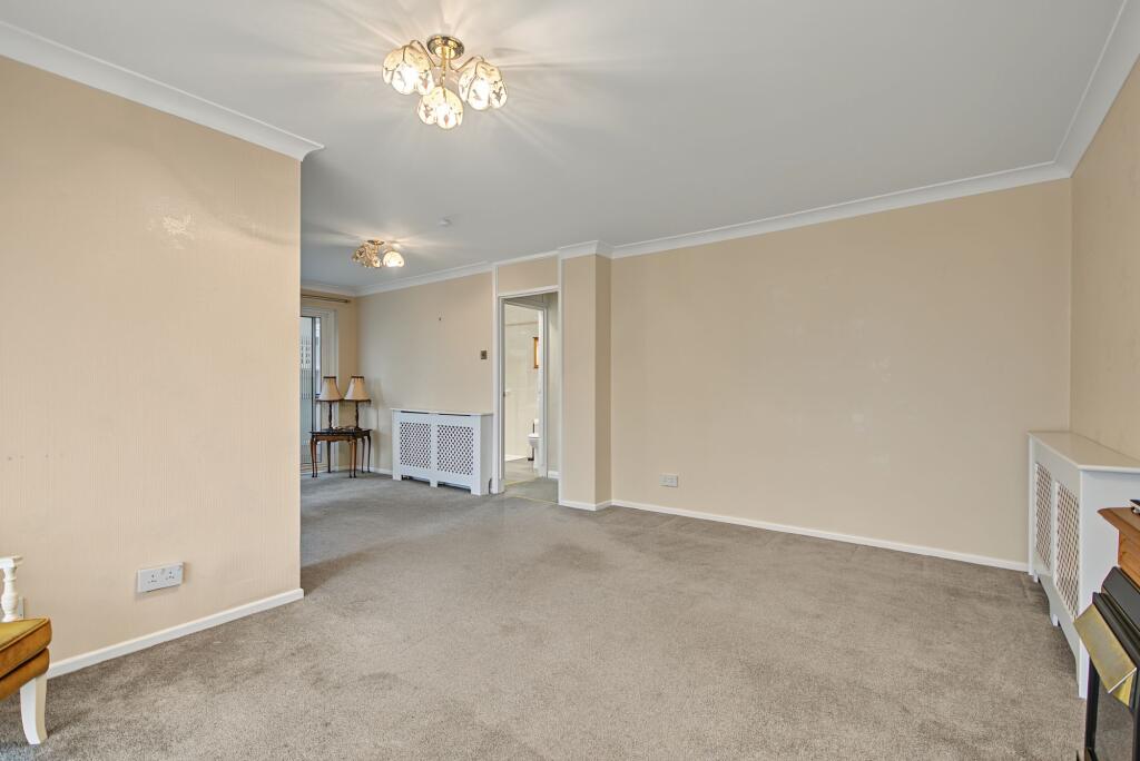 4 Nairn Close, Stewarton, KA3 3HH photo 4