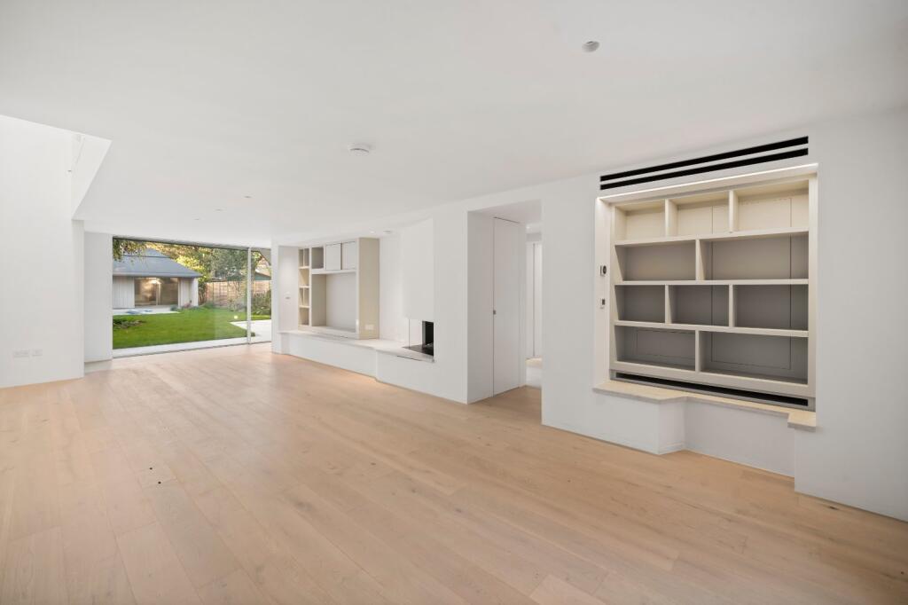House in London - View 3
