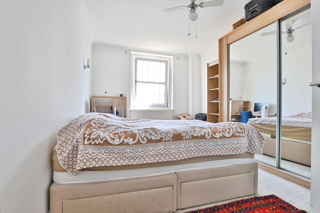 Apartment in Bournemouth - More