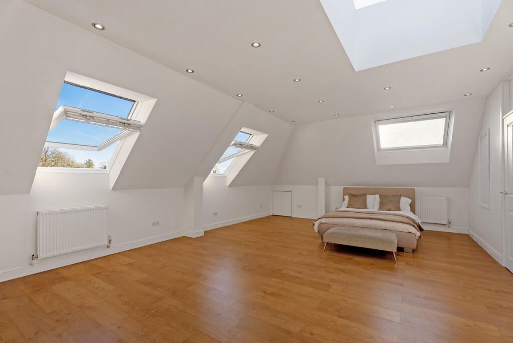 Additional image 21 of Pine Grove, Brookmans Park, AL9