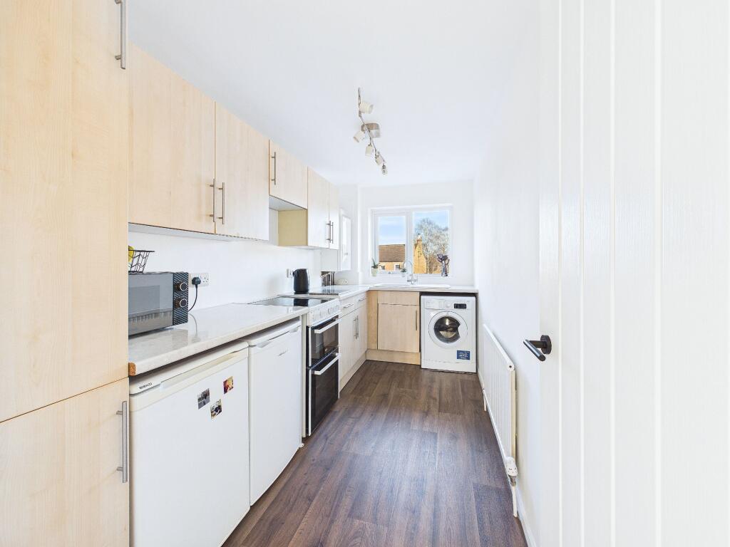 Countess Close, Eaton Socon, St. Neots photo 5